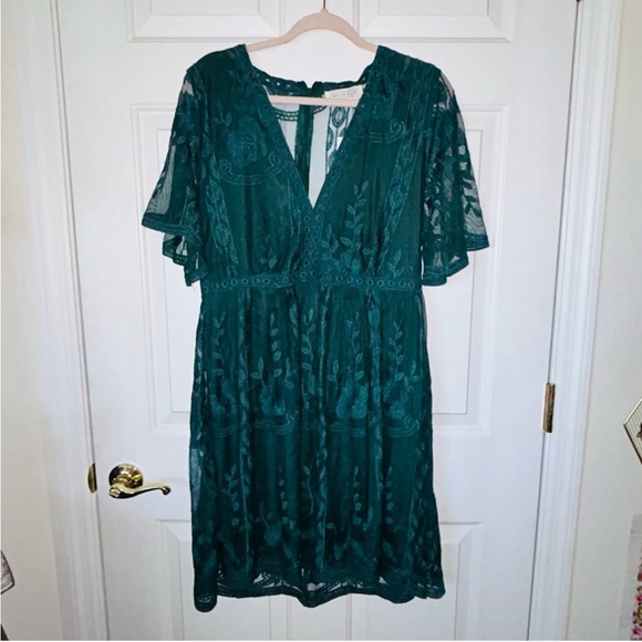 NWT Bella Boutique Emerald Green Lace Mini Dress Tunic V Neck XL Plus - Picture 2 of 10